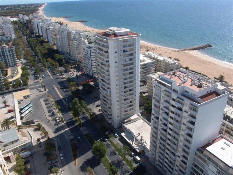 Torres Mira Praia By Garvetur Quarteira Luaran gambar